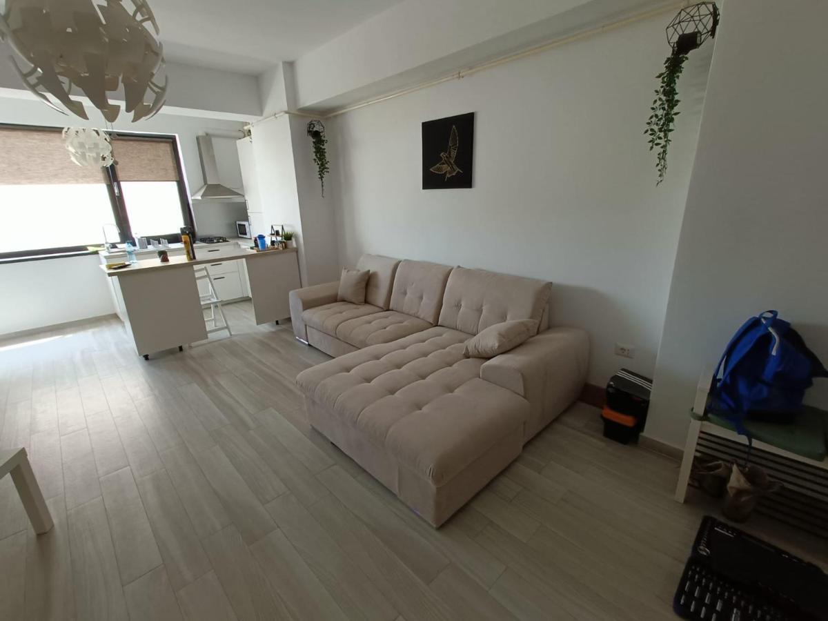 Apartment By The Lake With A View Mamaia Exterior foto